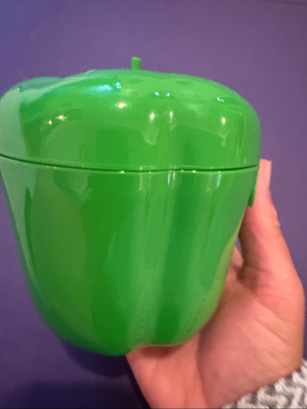 Tupperware Bright Green bell pepper Storage Container